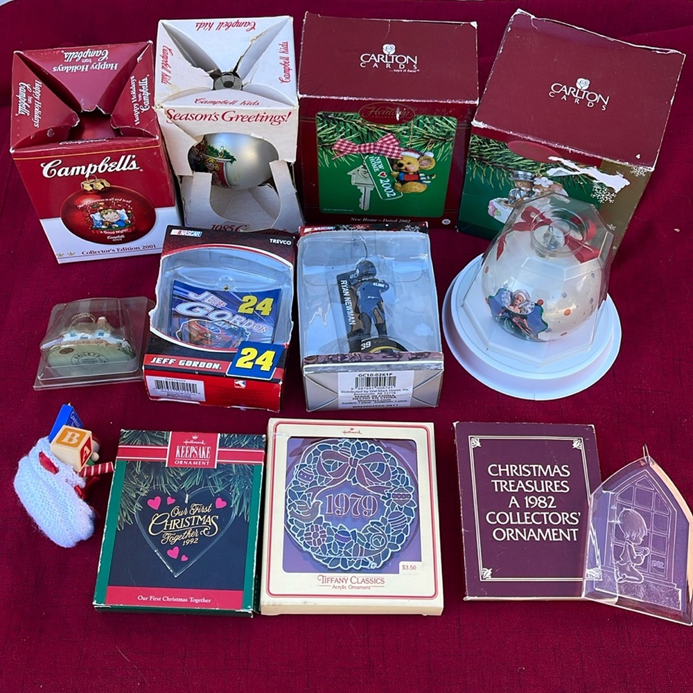 12‎ Christmas Ornaments 1979 - 2004 Hallmark Heirloom NASCAR